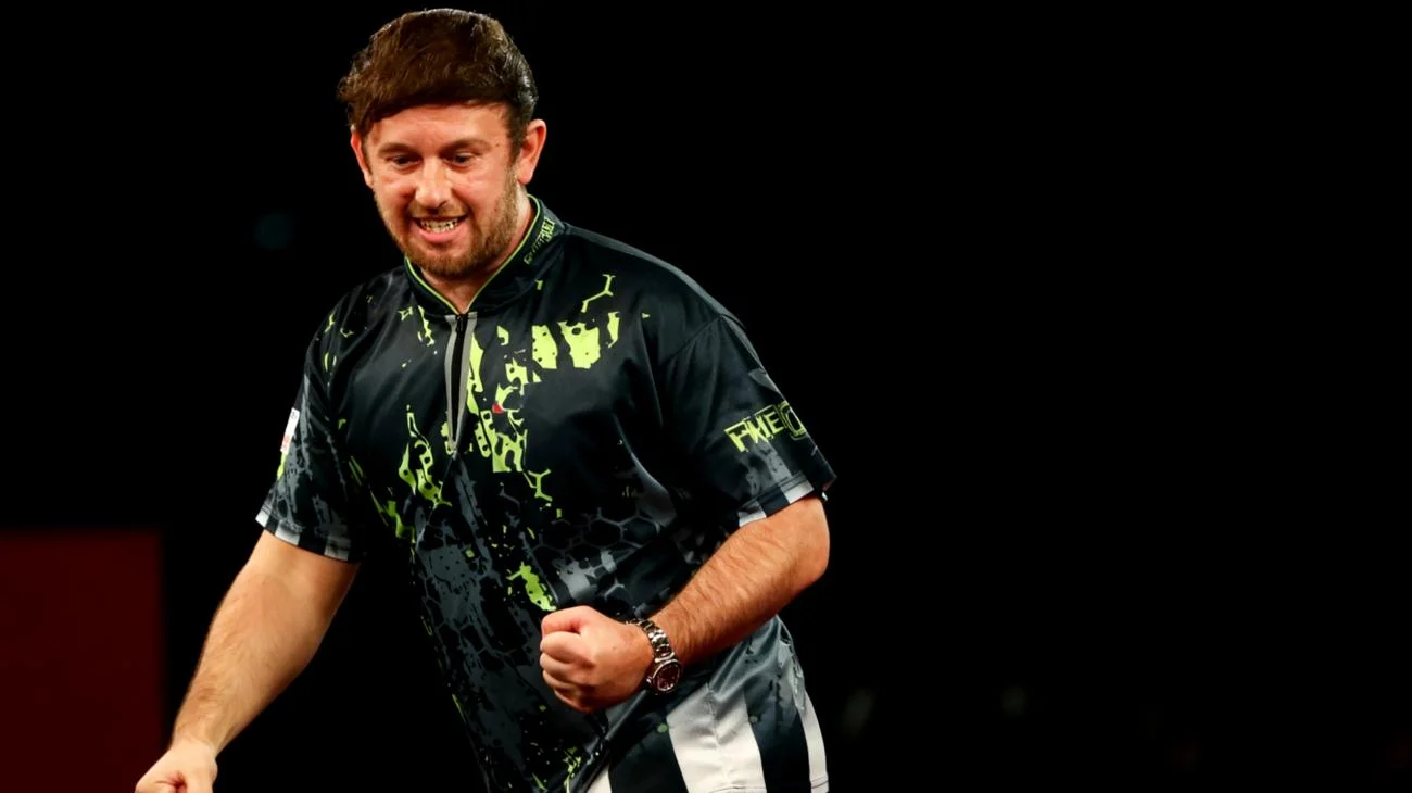 Callan Rydz hat gerade zwei fast perfekte Würfe hintereinander gezeigt – und trotzdem verloren 2025-12-29T20:36:45.522Z"